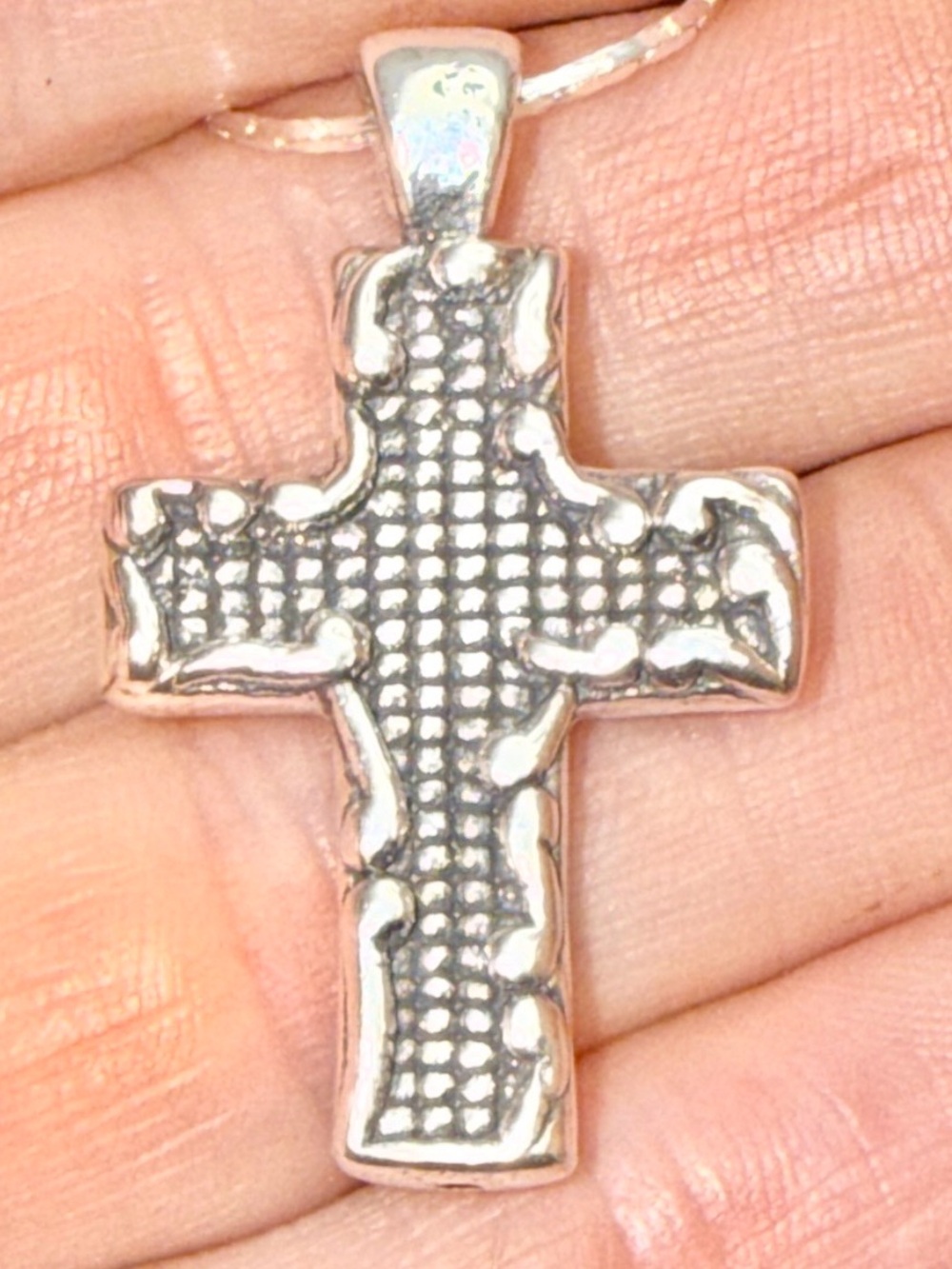 925 Sterling Silver Textured Cross Pendant - Silver long chain 26-28” NEW